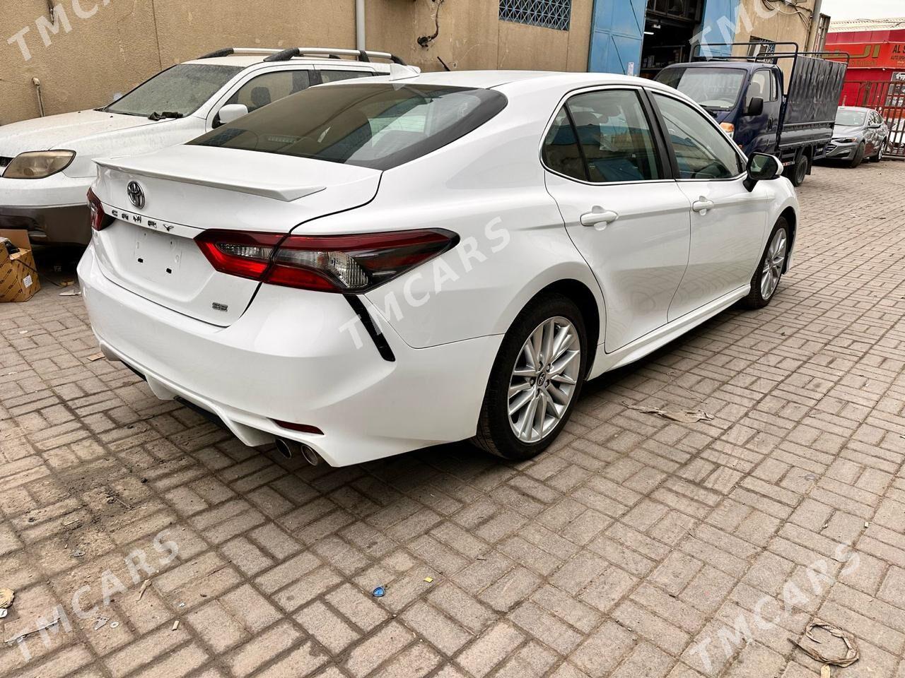 Toyota Camry 2022 - 340 000 TMT - Магданлы - img 5