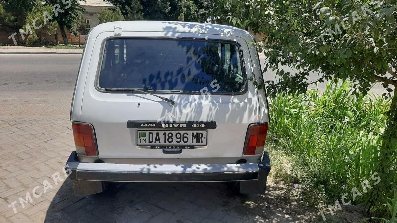 Lada Niva 2003 - 42 000 TMT - Байрамали - img 4
