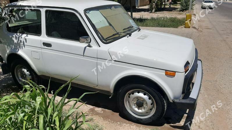 Lada Niva 2003 - 42 000 TMT - Байрамали - img 2