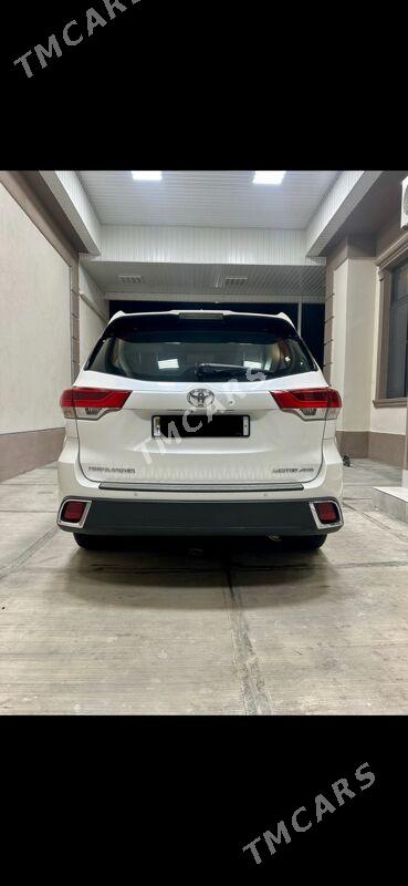 Toyota Highlander 2017 - 550 000 TMT - Ашхабад - img 4