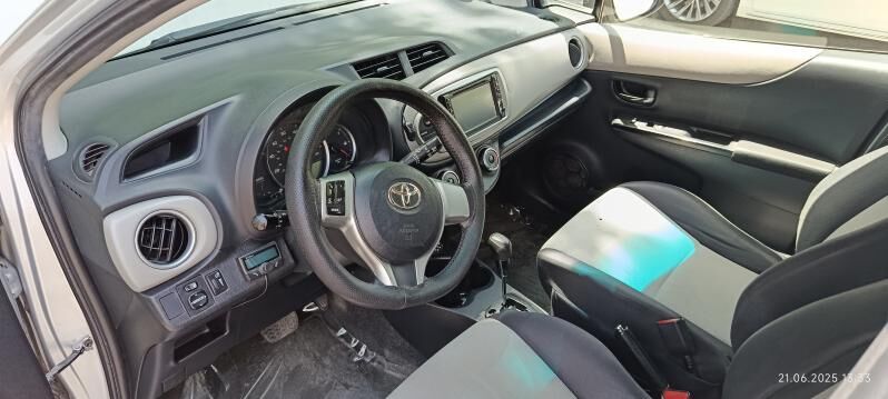 Toyota Yaris 2013 - 175 000 TMT - Ашхабад - img 4