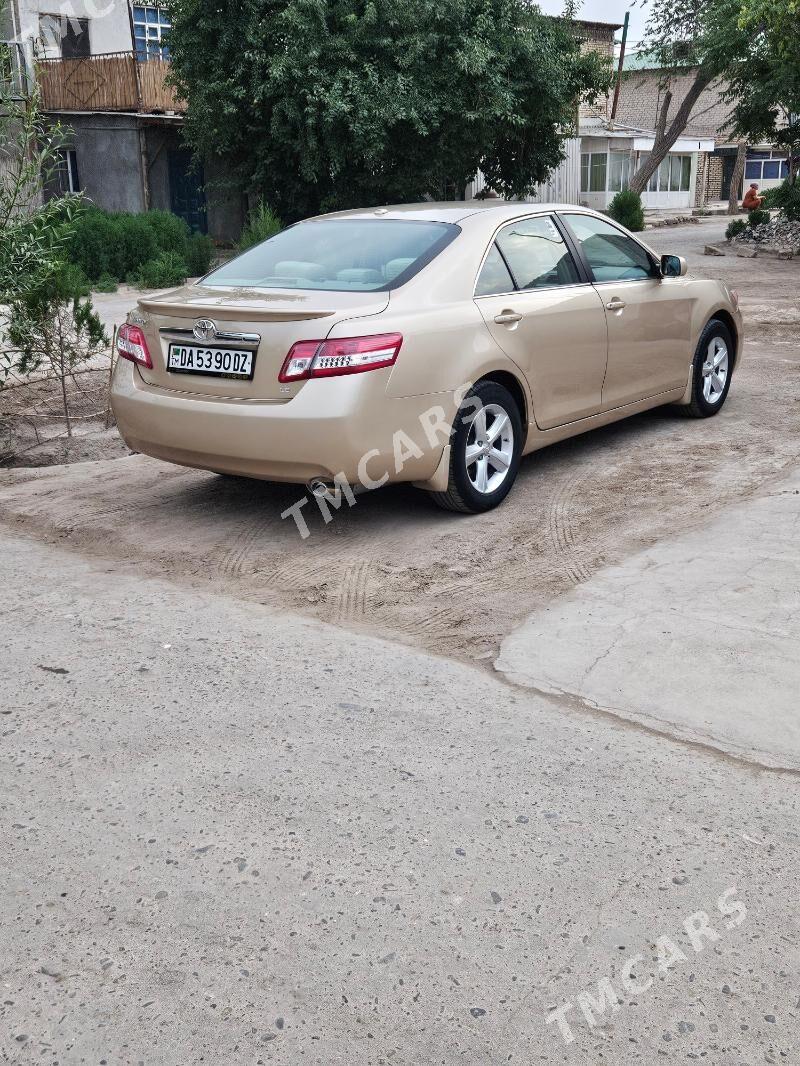 Toyota Camry 2011 - 210 000 TMT - Дашогуз - img 8