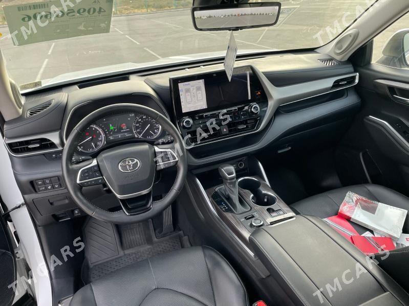 Toyota Highlander 2022 - 705 000 TMT - Ашхабад - img 9