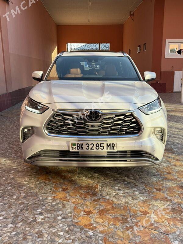 Toyota Highlander 2022 - 760 000 TMT - Мары - img 2