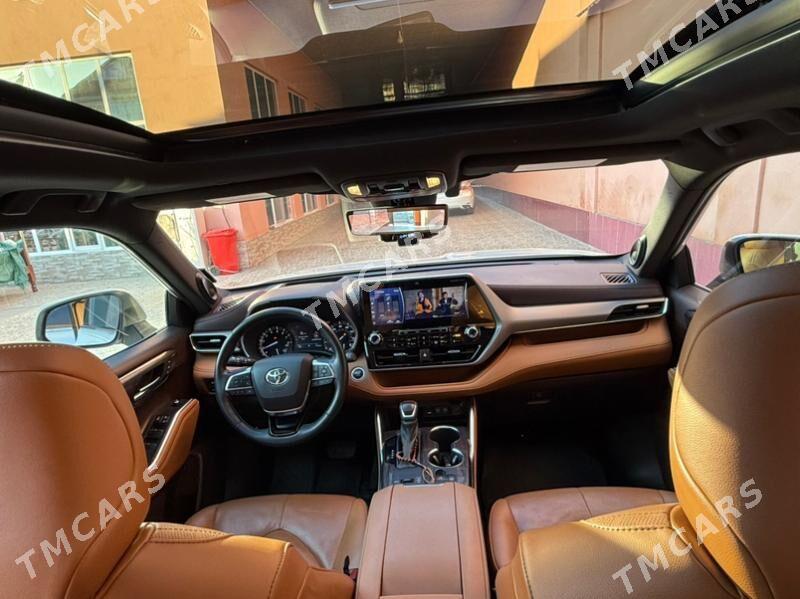 Toyota Highlander 2022 - 760 000 TMT - Мары - img 6