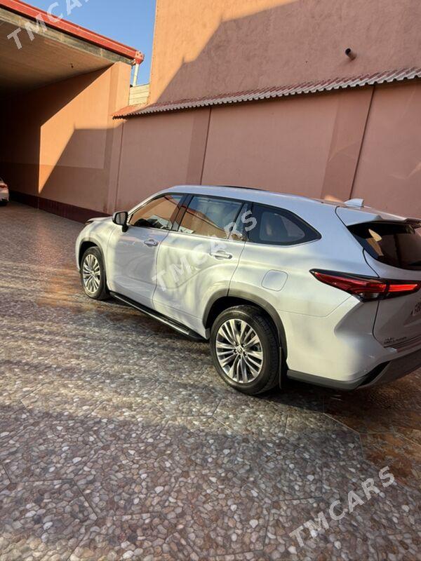 Toyota Highlander 2022 - 760 000 TMT - Мары - img 4