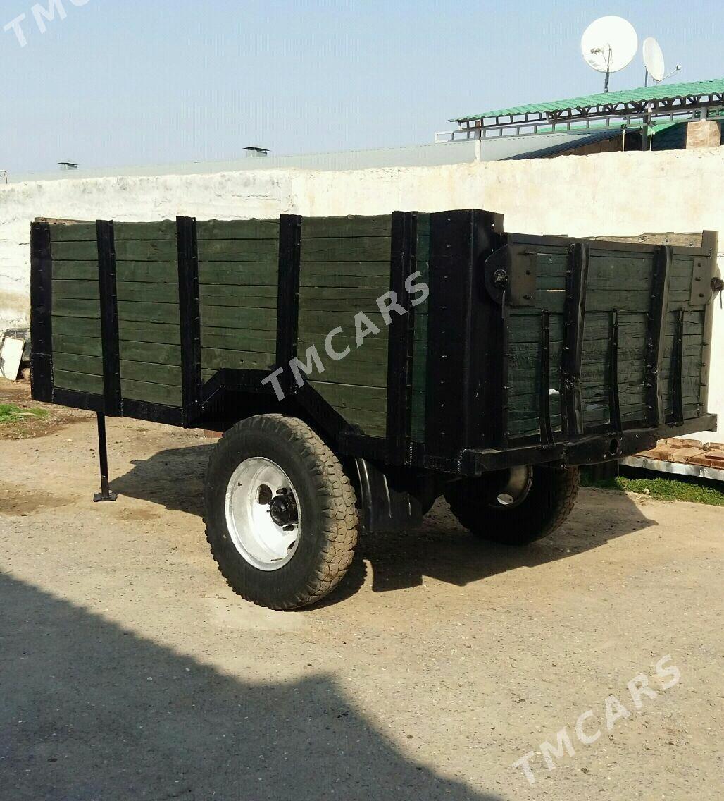MTZ 82 2005 - 13 000 TMT - Анев - img 2