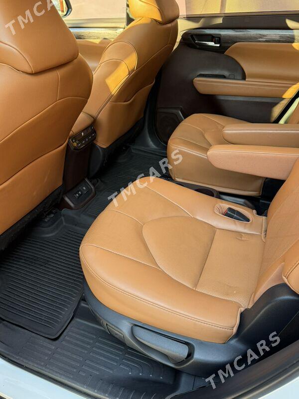 Toyota Highlander 2022 - 760 000 TMT - Мары - img 8