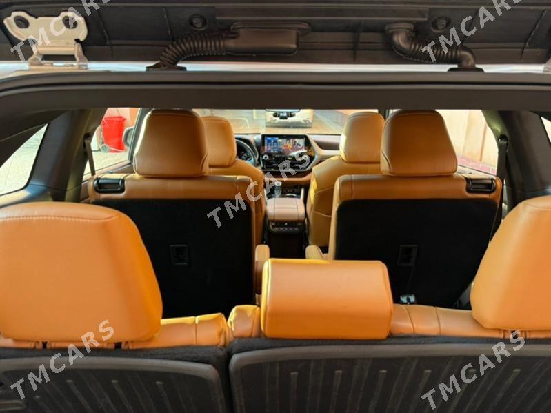 Toyota Highlander 2022 - 760 000 TMT - Мары - img 7