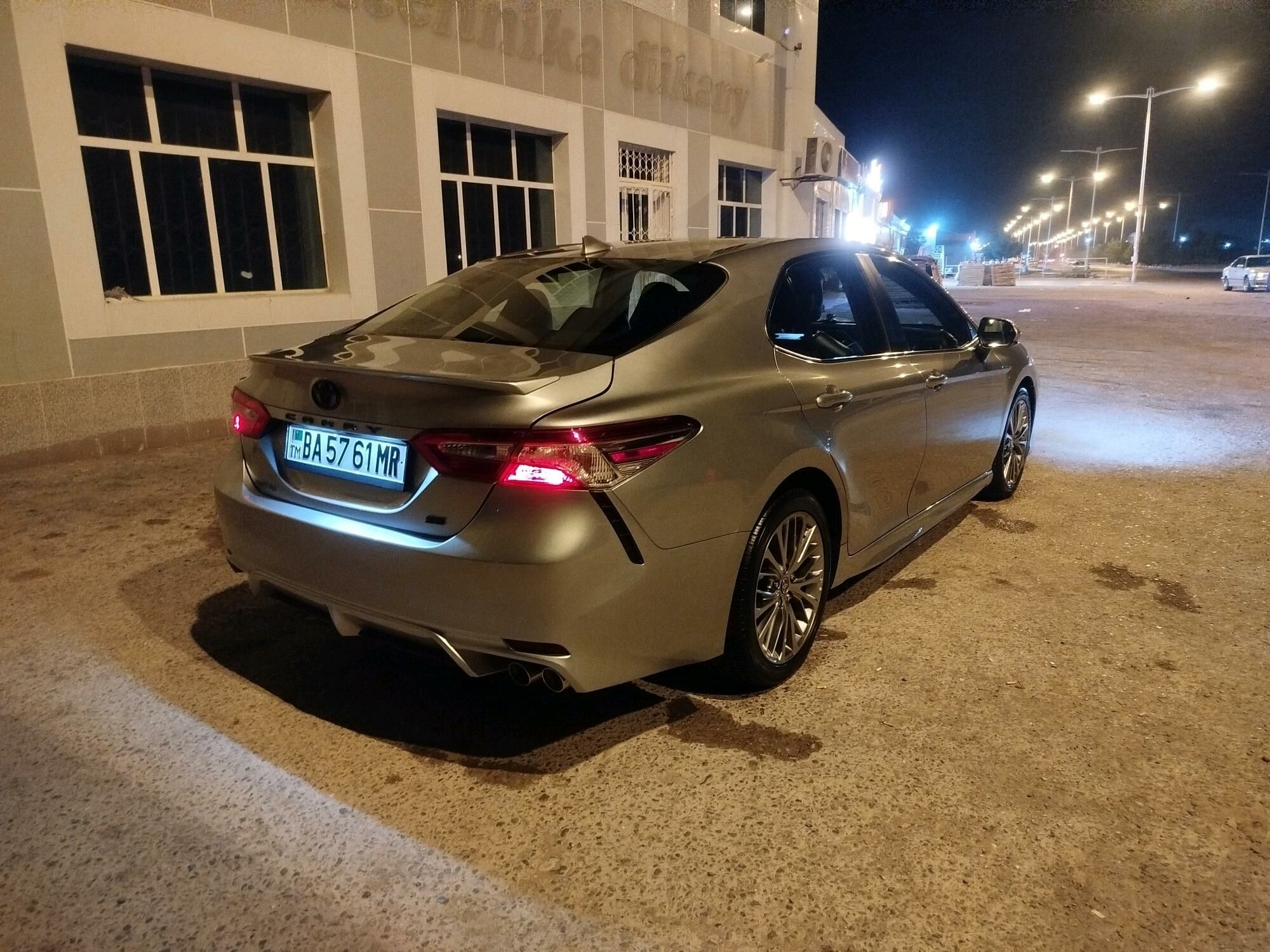 Toyota Camry 2020 - 330 000 TMT - Baýramaly - img 7