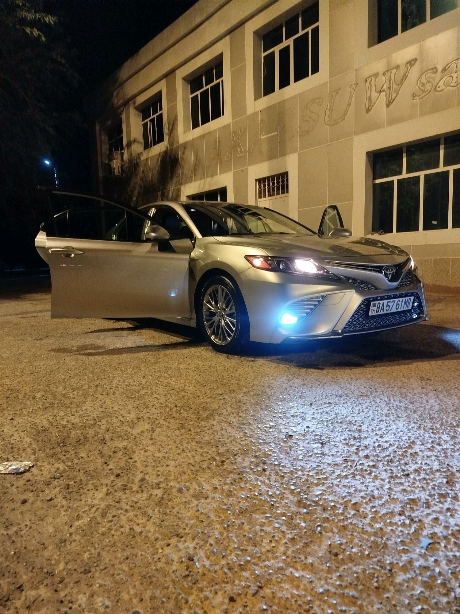 Toyota Camry 2020 - 330 000 TMT - Baýramaly - img 4