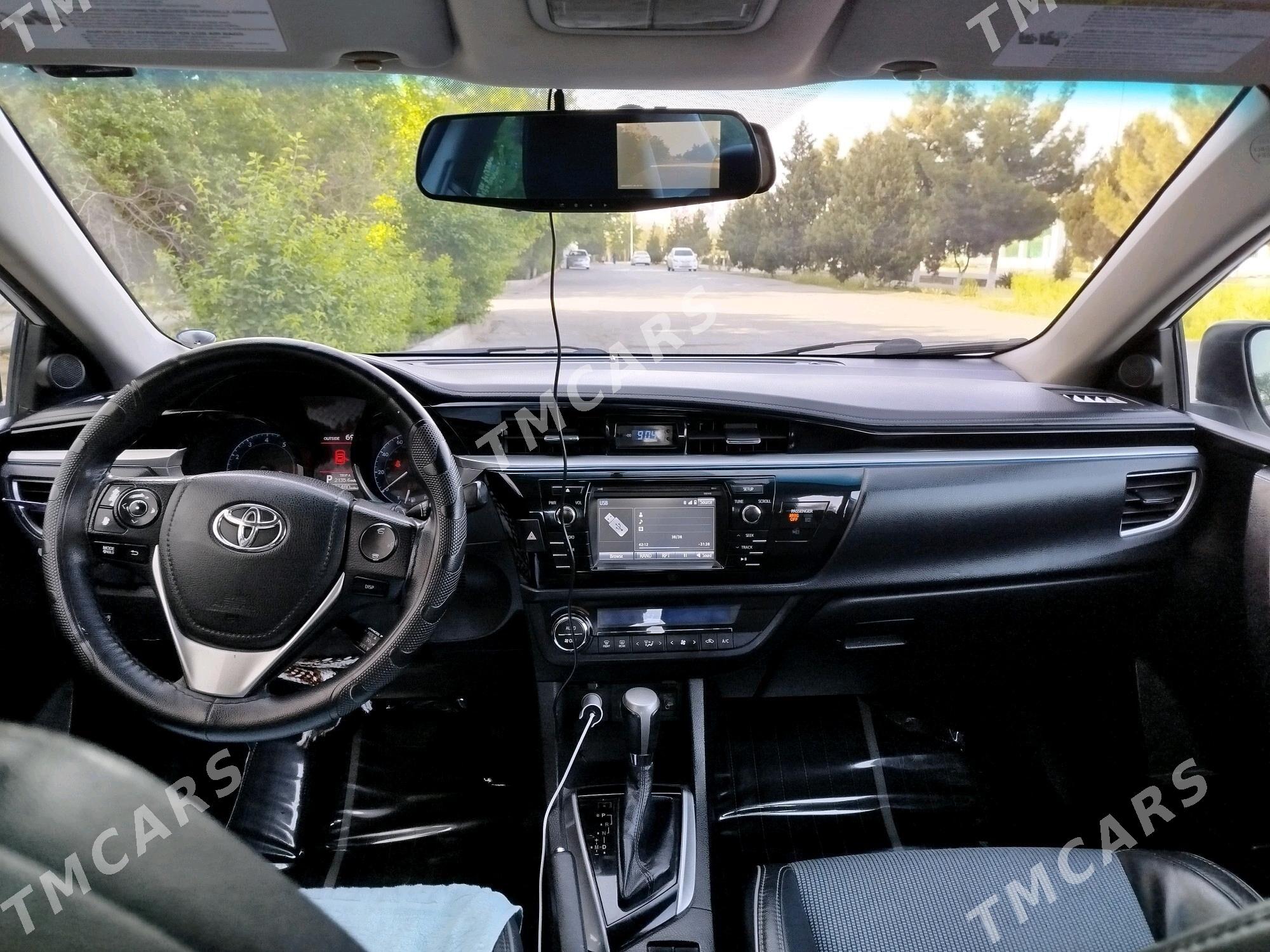 Toyota Corolla 2015 - 170 000 TMT - 8 мкр - img 5