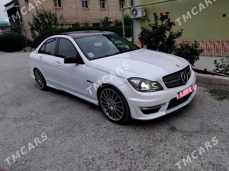 Mercedes-Benz C300 2012 - 172 000 TMT - 15-nji tapgyr - img 6