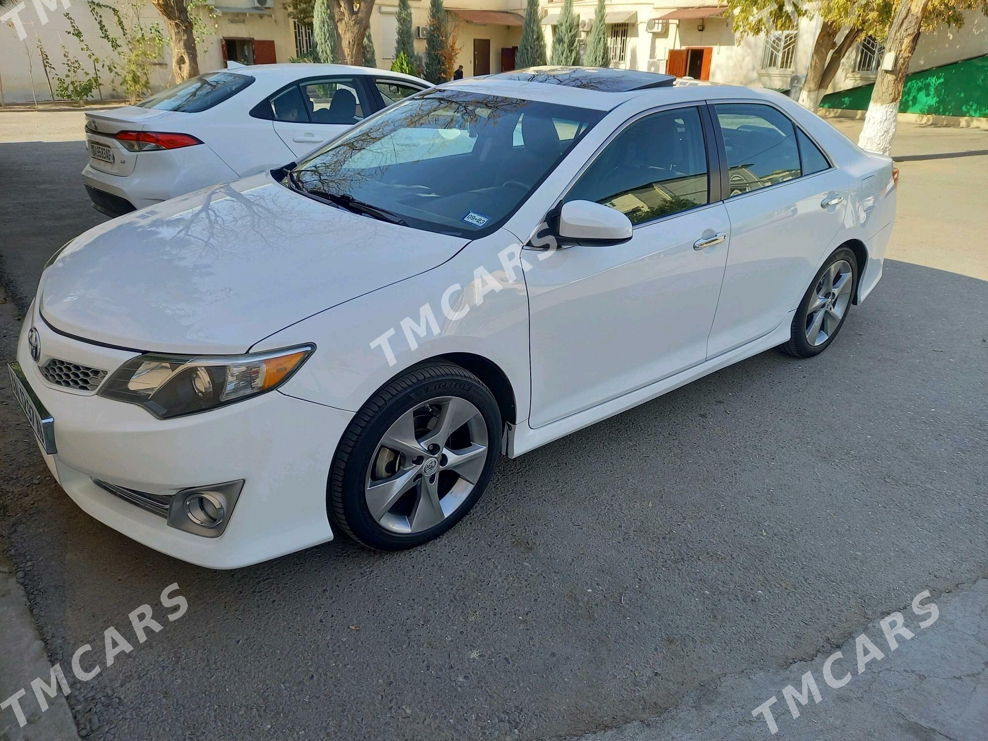 Toyota Camry 2013 - 240 000 TMT - Ашхабад - img 4