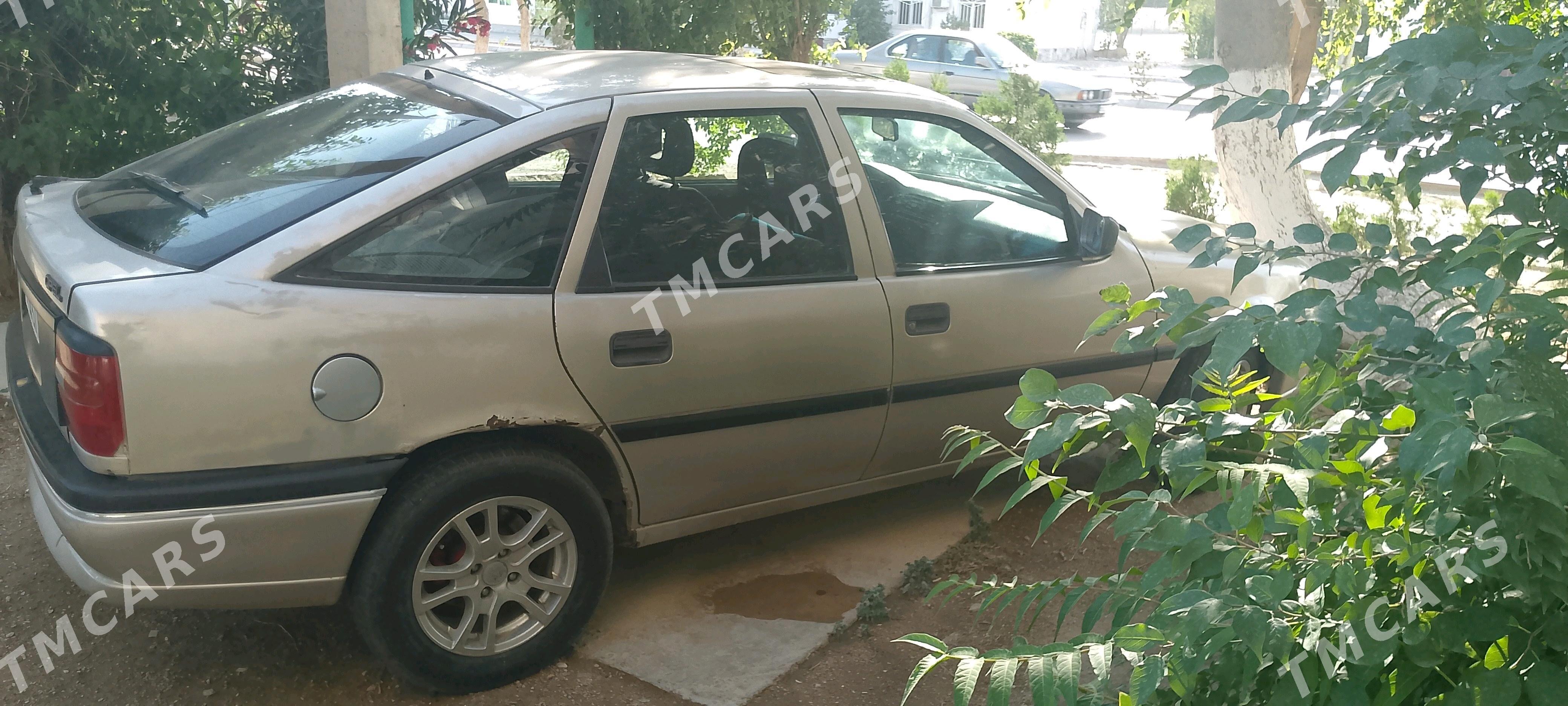 Opel Vectra 1993 - 18 000 TMT - Balkanabat - img 3