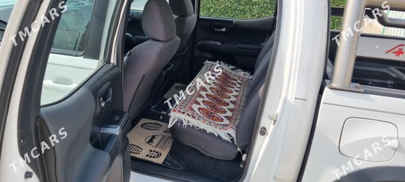 Toyota Tacoma 2018 - 415 000 TMT - 30 mkr - img 4