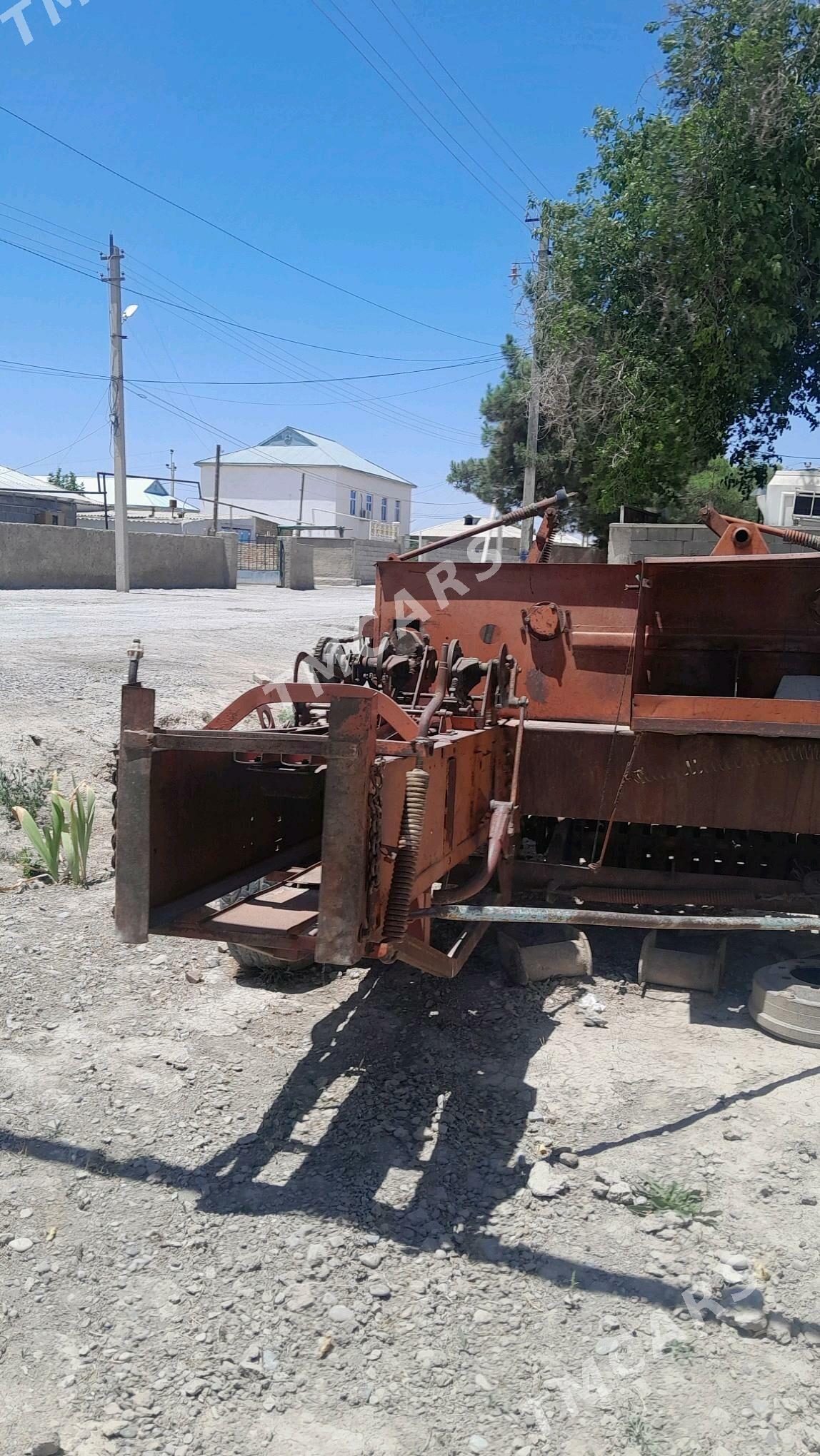 MTZ 80 2002 - 52 000 TMT - Kaka - img 3