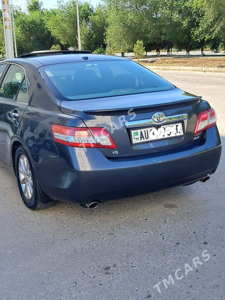Toyota Camry 2010 - 220 000 TMT - Türkmenabat - img 2