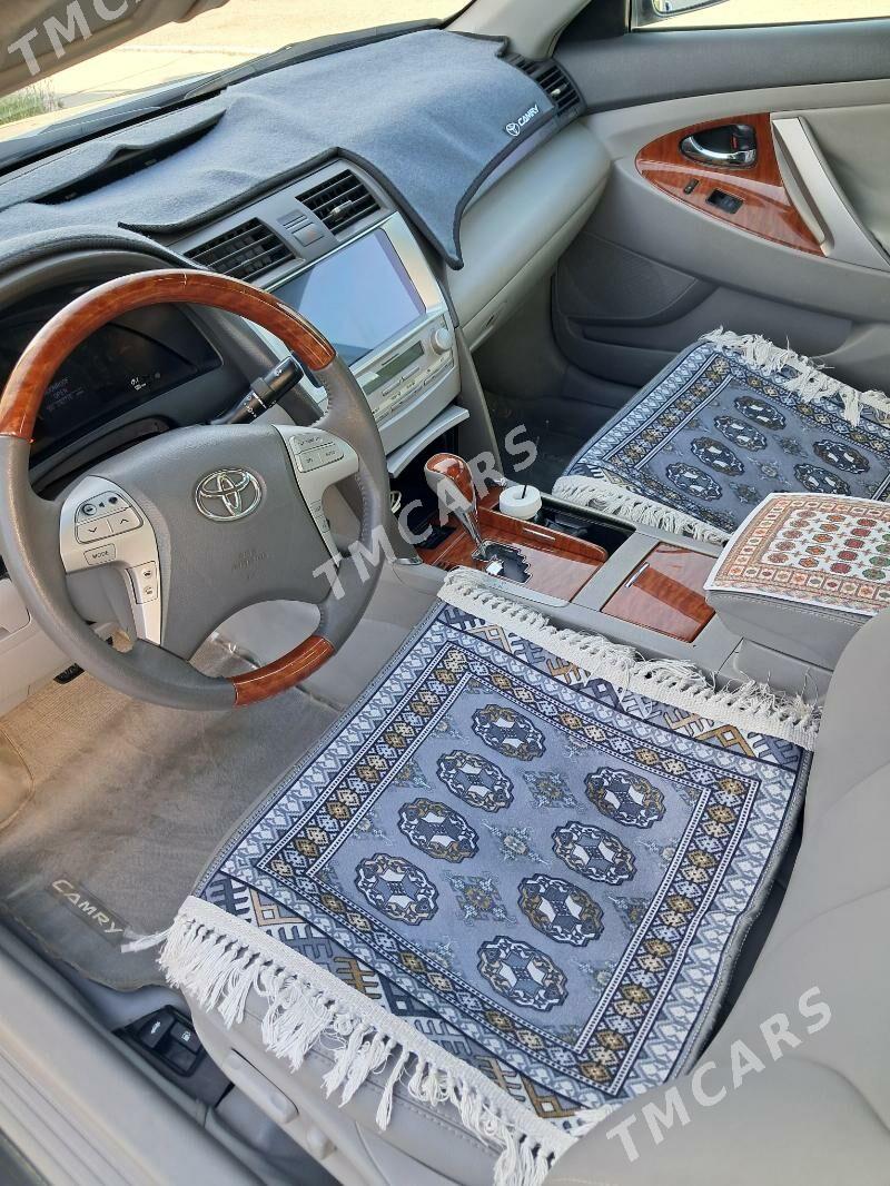 Toyota Camry 2010 - 220 000 TMT - Türkmenabat - img 7