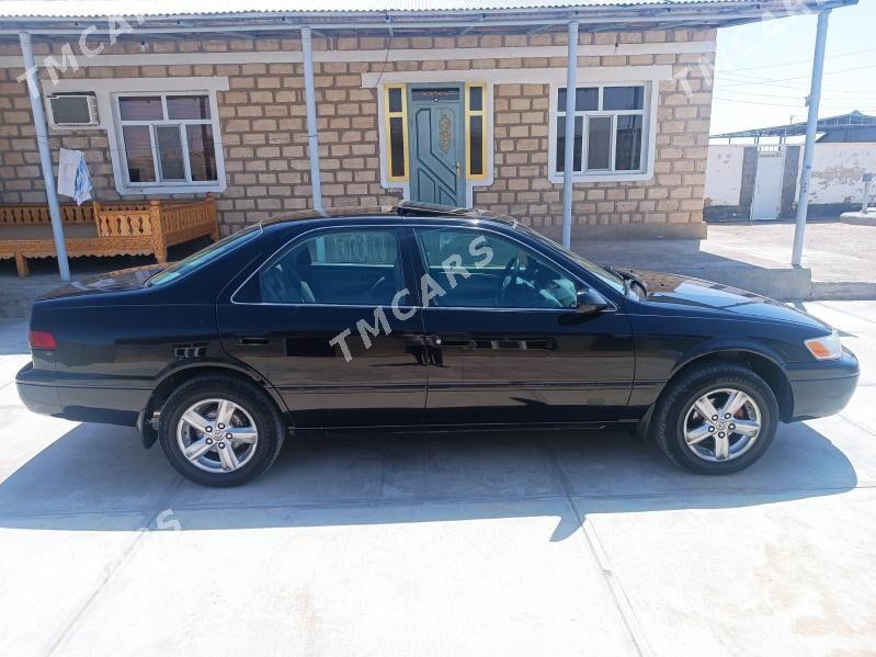 Toyota Camry 1999 - 125 000 TMT - Gyzylarbat - img 4