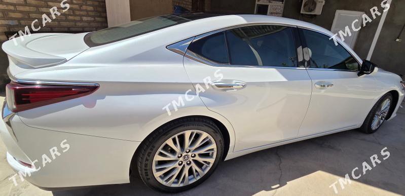 Lexus ES 350 2021 - 520 000 TMT - Sarahs - img 5