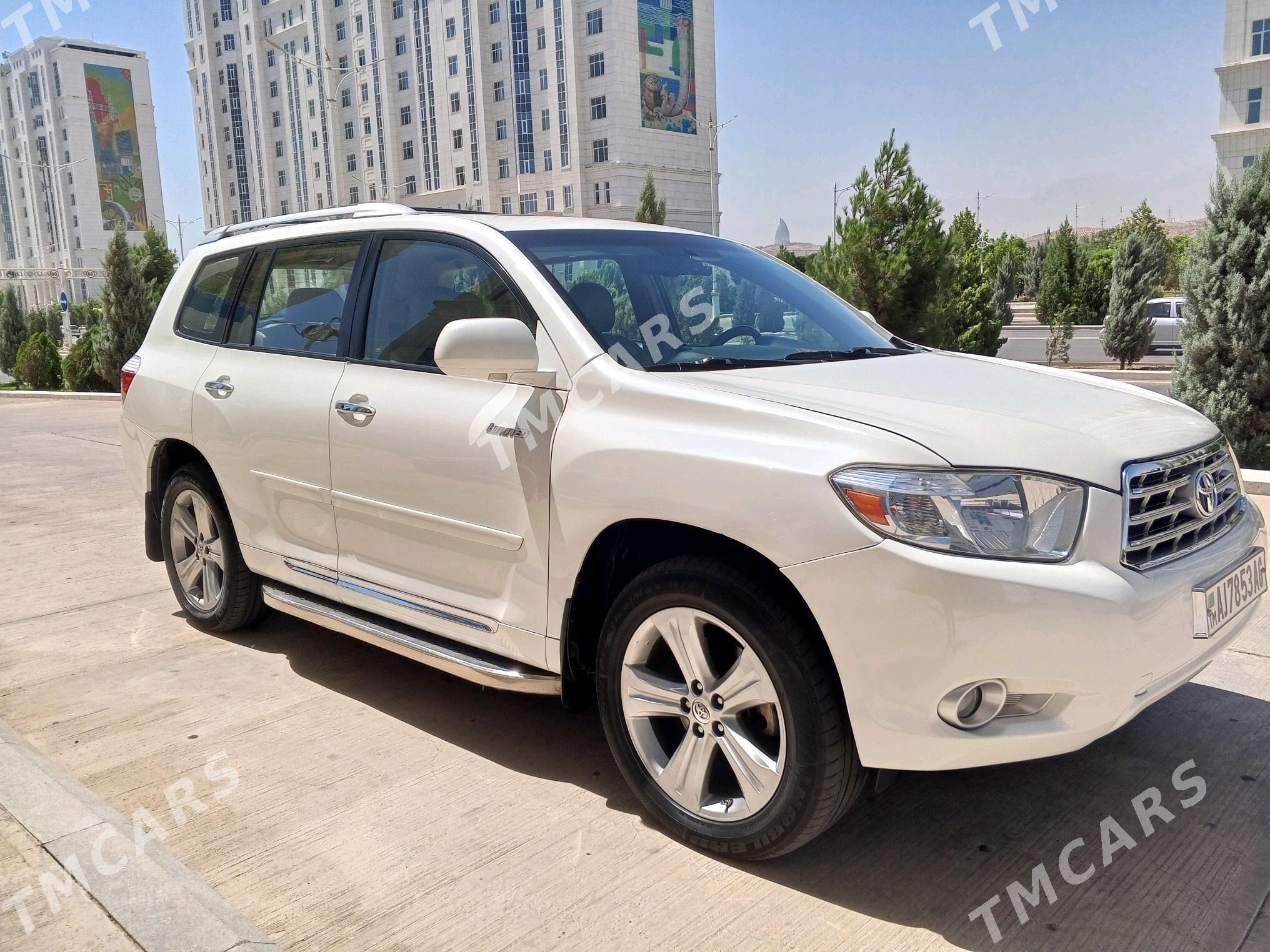 Toyota Highlander 2010 - 295 000 TMT - Ашхабад - img 2