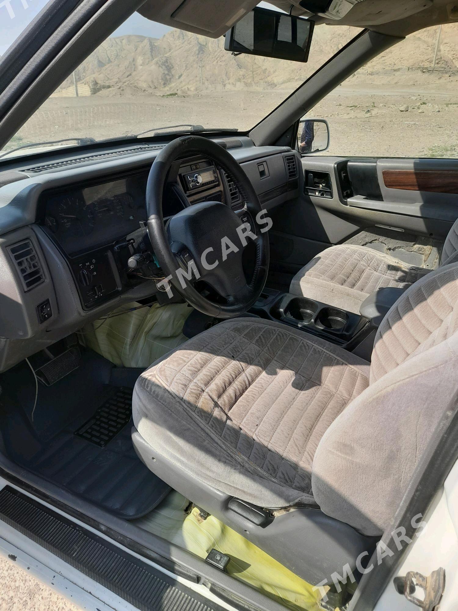 Jeep Grand Cherokee 1994 - 27 000 TMT - Türkmenbaşy - img 6
