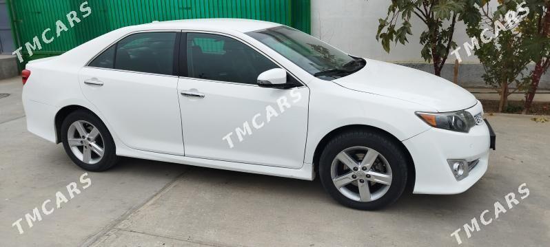 Toyota Camry 2013 - 190 000 TMT - Тагтабазар - img 4