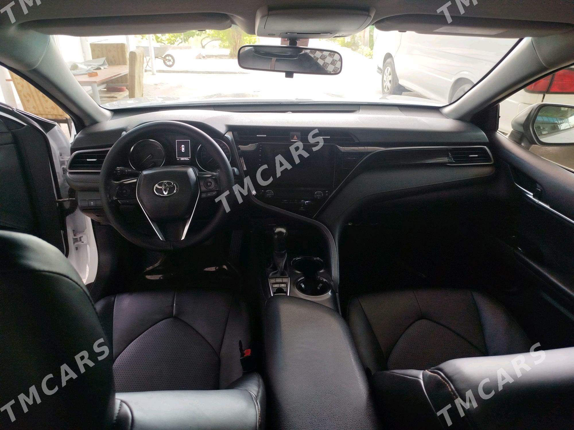 Toyota Camry 2019 - 235 000 TMT - Ашхабад - img 3
