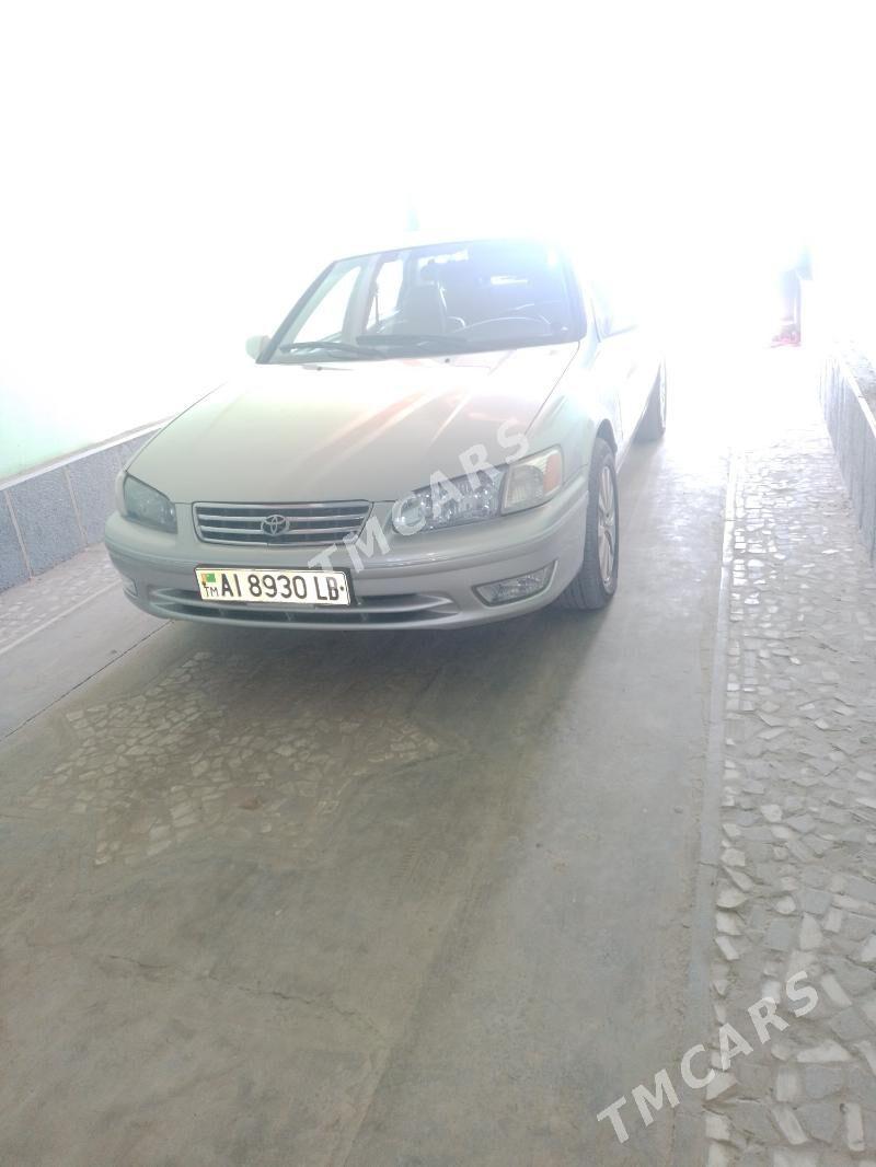 Toyota Camry 1999 - 150 000 TMT - Дянев - img 3