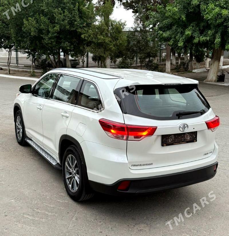 Toyota Highlander 2019 - 430 000 TMT - Aşgabat - img 5