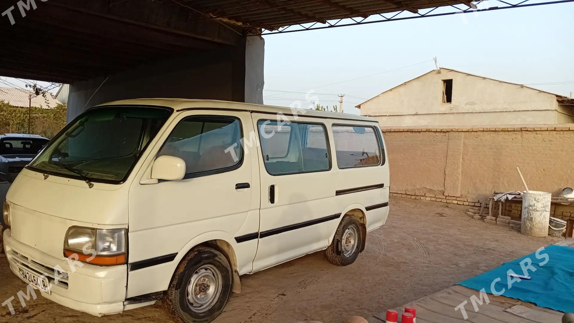 Toyota Hiace 1993 - 40 000 TMT - Сакар - img 2