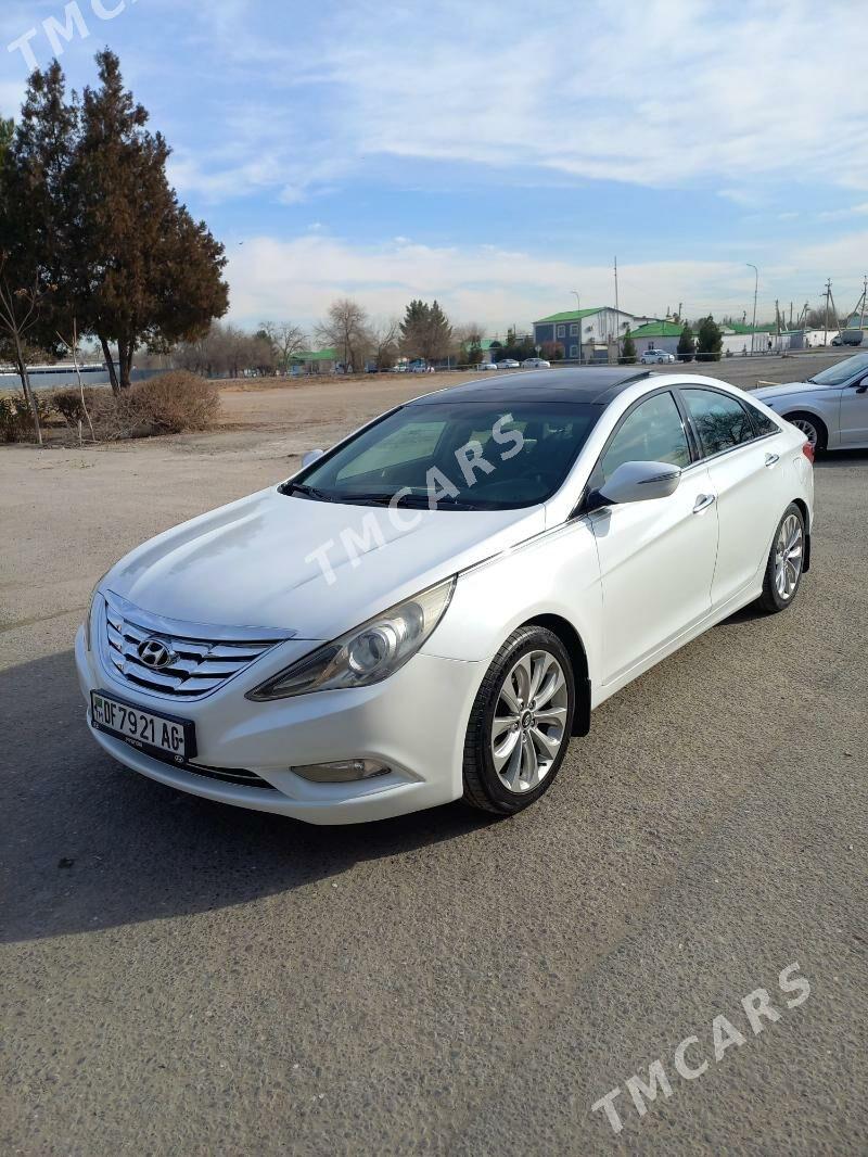 Hyundai Sonata 2011 - 170 000 TMT - Мир 2 - img 4