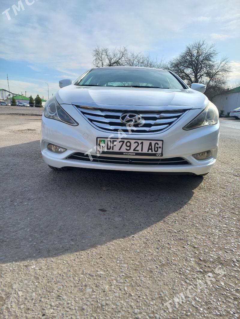 Hyundai Sonata 2011 - 170 000 TMT - Мир 2 - img 5