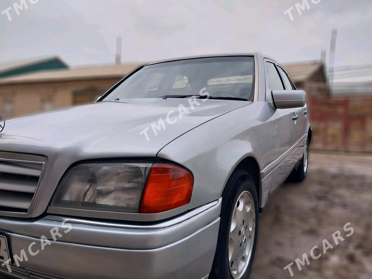 Mercedes-Benz C-Class 1994 - 60 000 TMT - Кёнеургенч - img 9