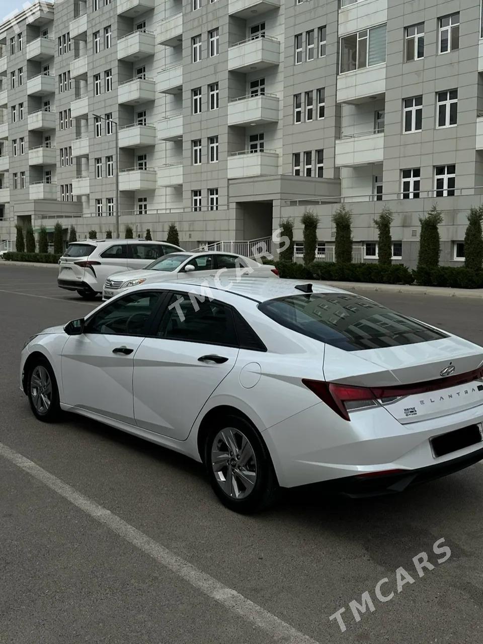 Hyundai Elantra 2021 - 265 000 TMT - Ашхабад - img 4