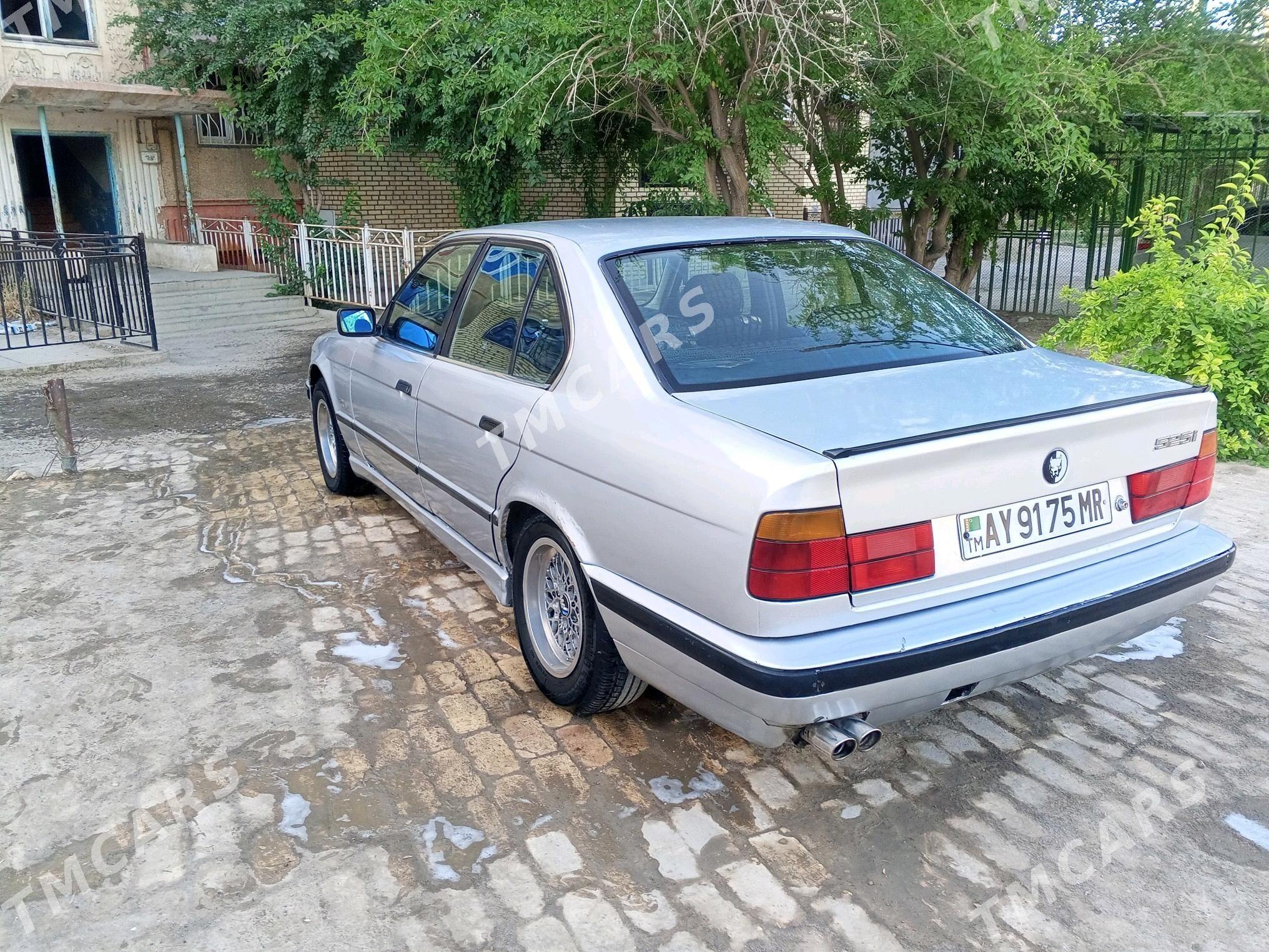BMW 525 1994 - 65 000 TMT - Мары - img 9