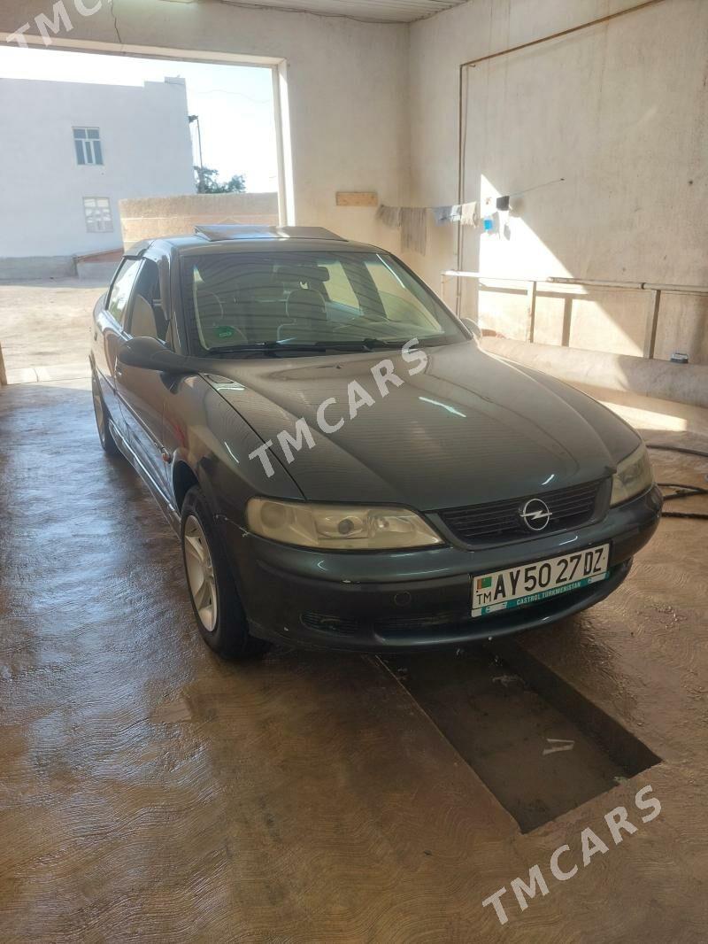Opel Vectra 2001 - 60 000 TMT - Гурбансолтан Едже - img 2