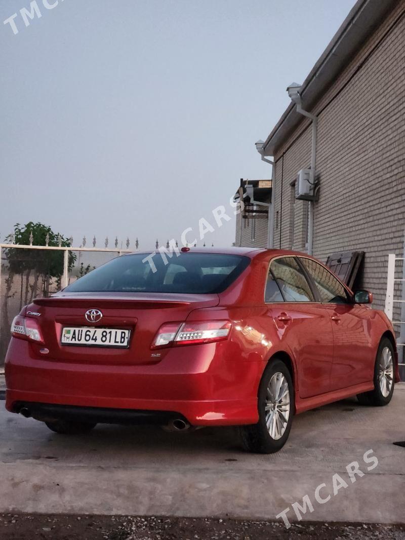 Toyota Camry 2011 - 185 000 TMT - Дянев - img 4