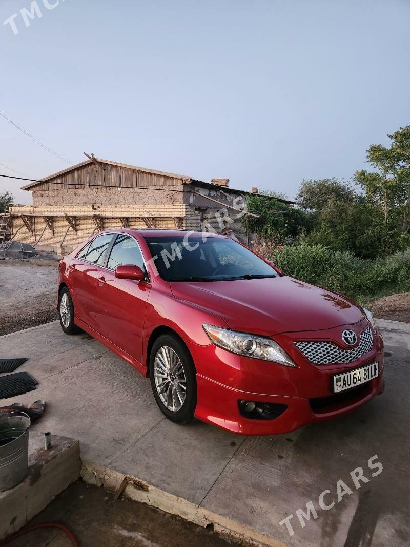 Toyota Camry 2011 - 185 000 TMT - Дянев - img 5