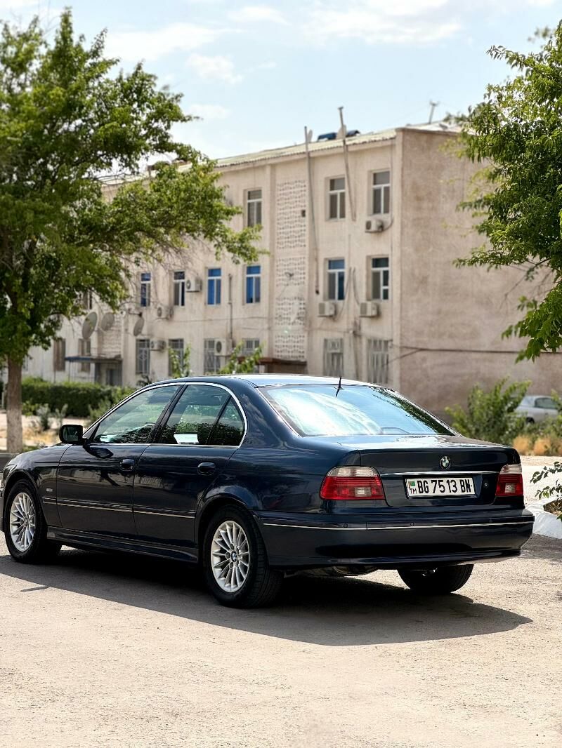 BMW E39 2002 - 126 000 TMT - Gumdag - img 3