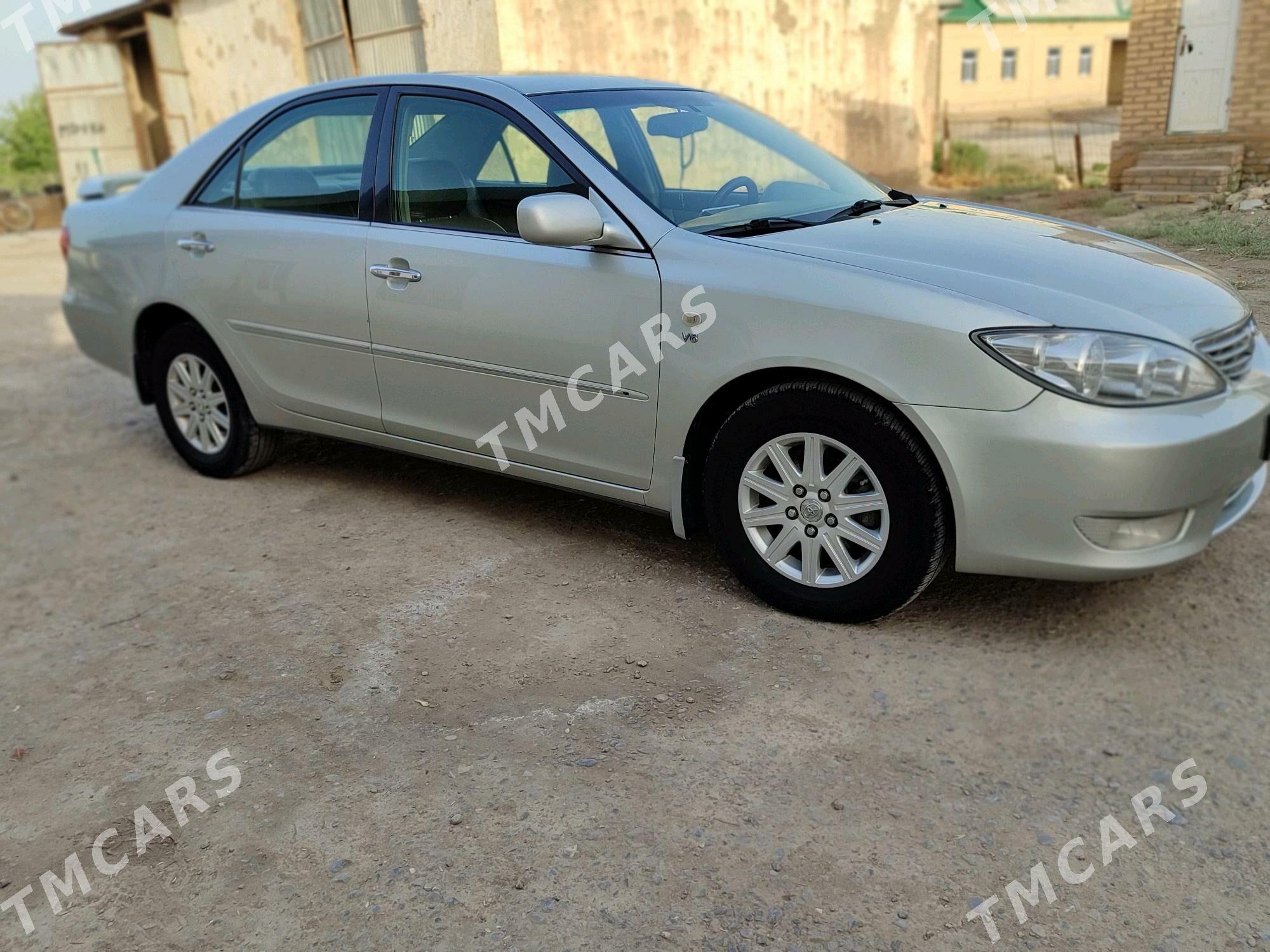 Toyota Camry 2003 - 220 000 TMT - Kerki - img 5