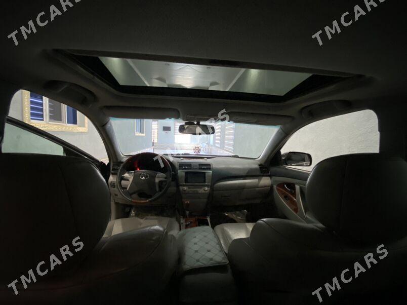 Toyota Camry 2011 - 240 000 TMT - Чарджоу - img 1