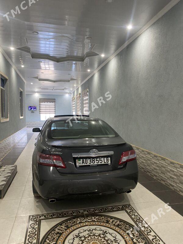 Toyota Camry 2011 - 240 000 TMT - Чарджоу - img 8