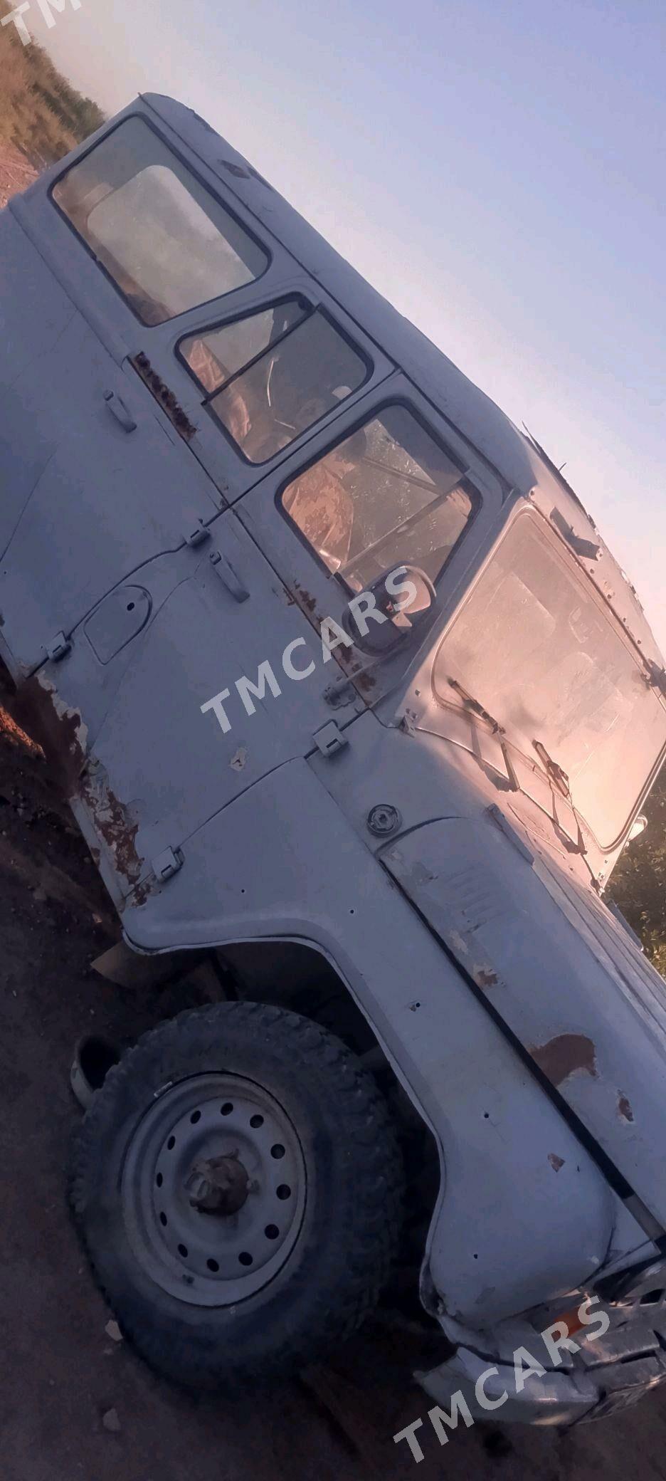 UAZ 2206 2002 - 40 000 TMT - Огуз хан - img 3