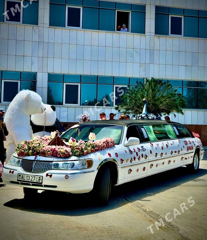 Lincoln Town Car 2001 - 200 000 TMT - Türkmenabat - img 9