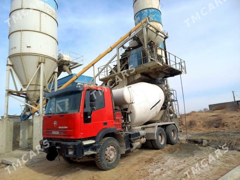 Iveco Trakker 2001 - 220 000 TMT - Ашхабад - img 2