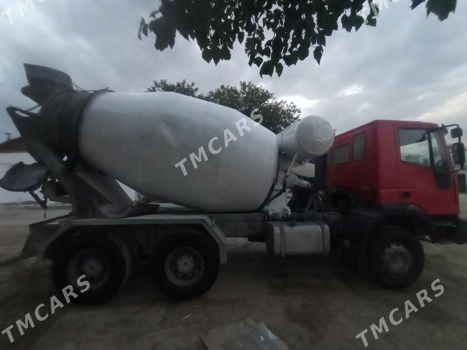 Iveco Trakker 2001 - 220 000 TMT - Ашхабад - img 4