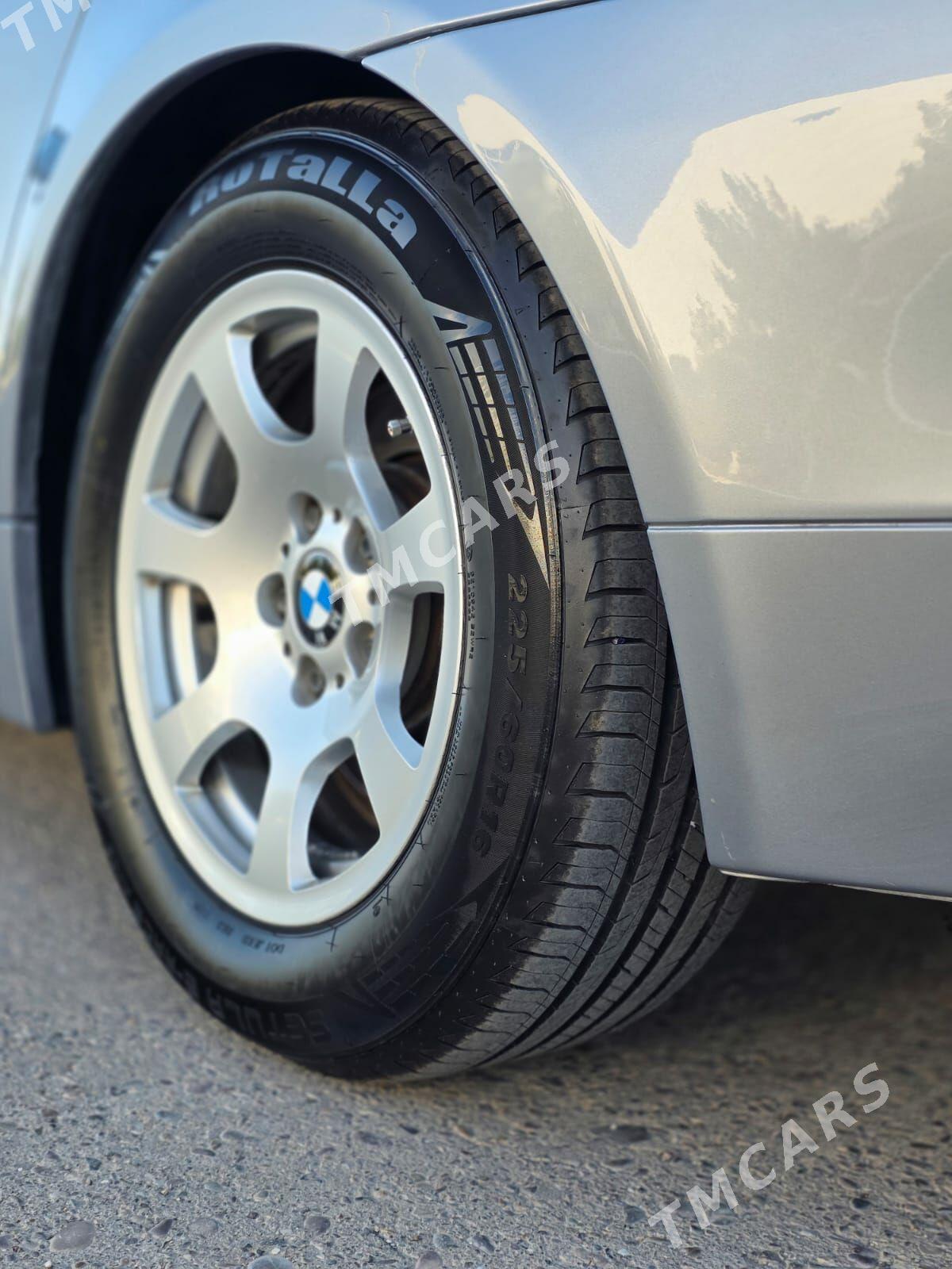 BMW E60 2004 - 200 000 TMT - Mary - img 9