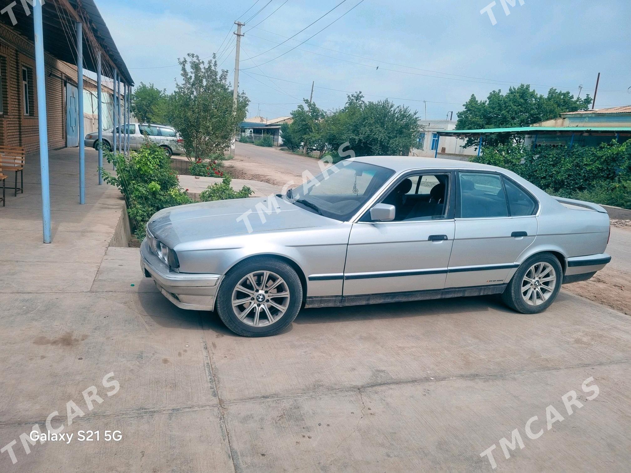BMW 525 1992 - 33 000 TMT - Daşoguz - img 3